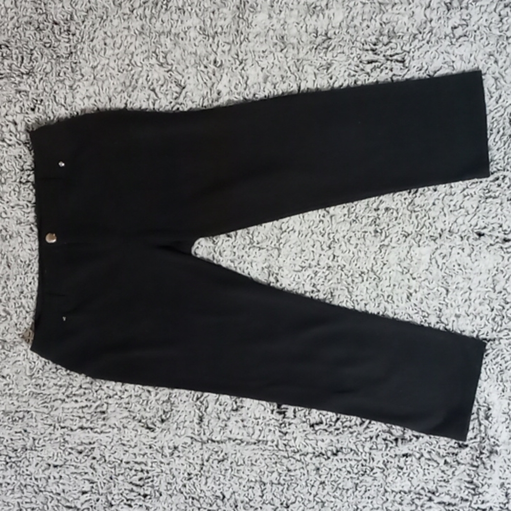 Capris